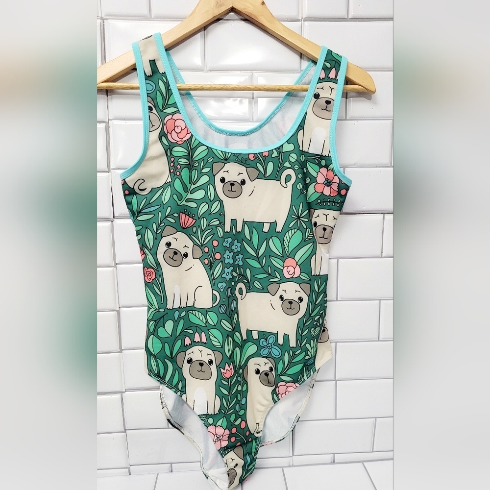 NWOT Girl’s  One Piece Swimsuit Scoop Neck Cute Pug Print PatternFront lined (i